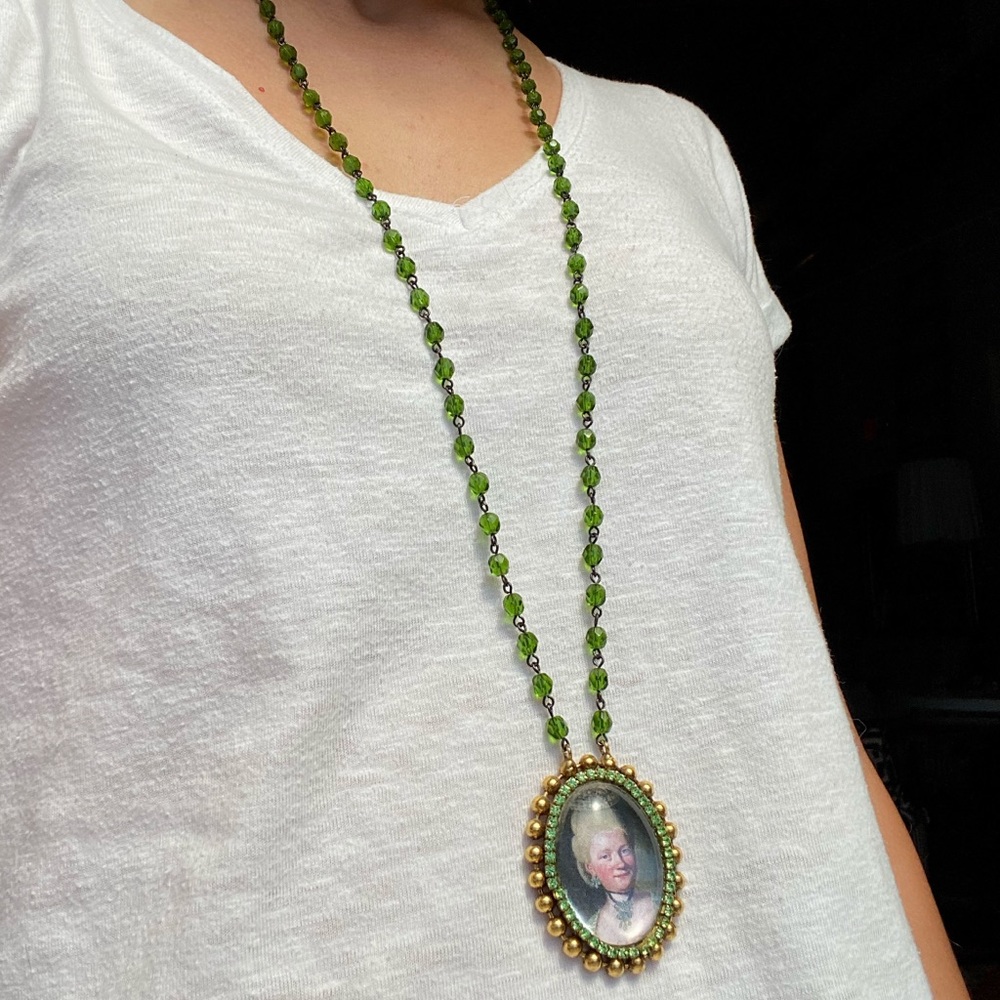 Fun Portrait Necklace - Picture 2 of 2